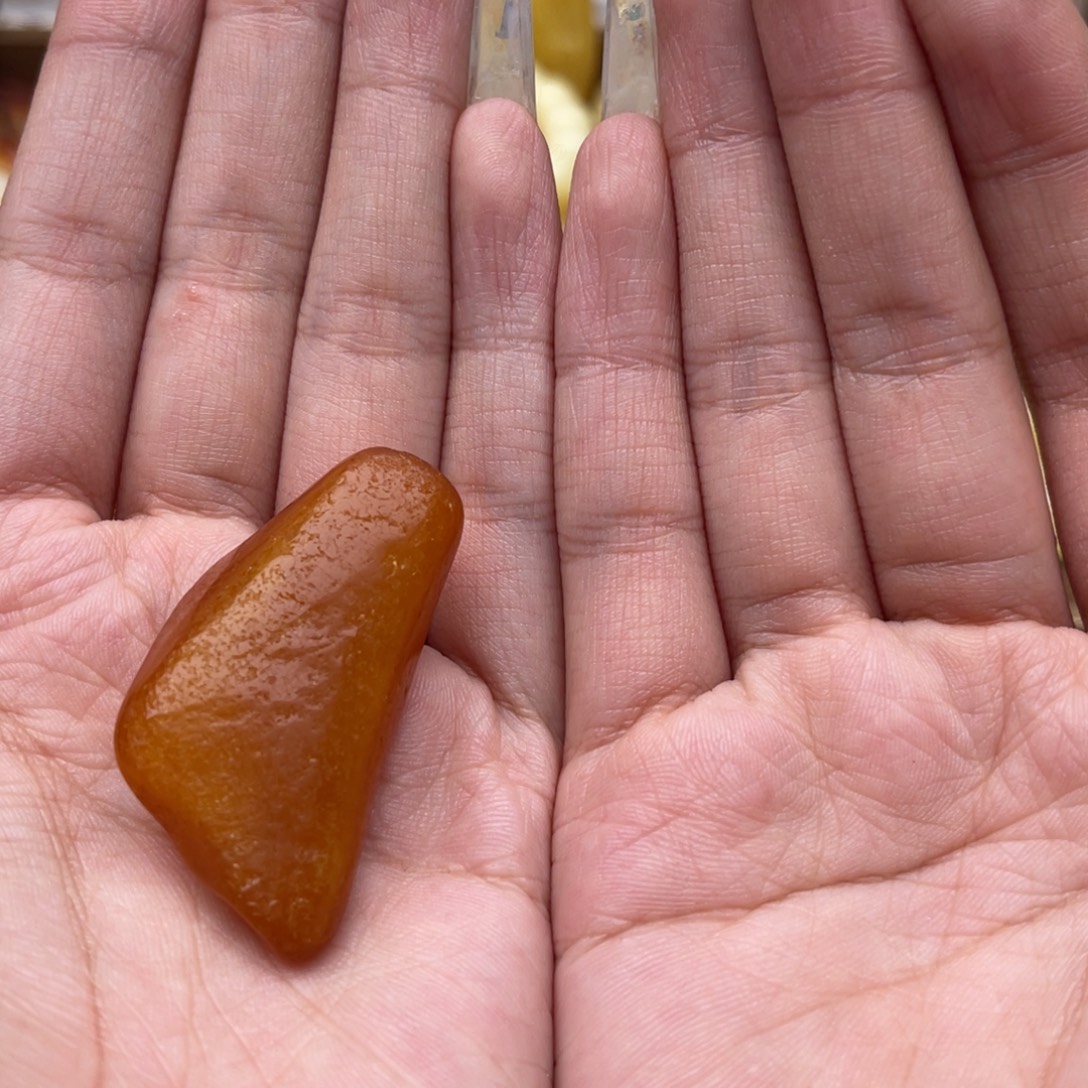 琥珀未镶嵌裸石蜜蜡原石静