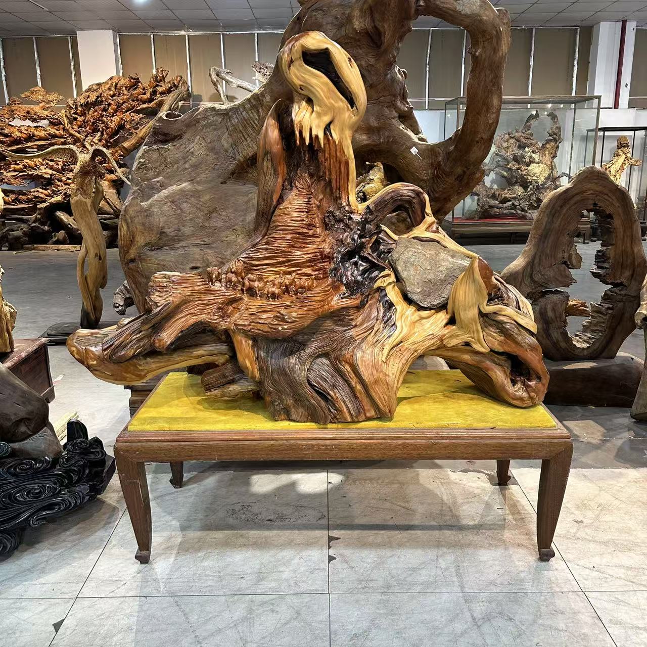 崖柏丝绸之路工艺品摆件