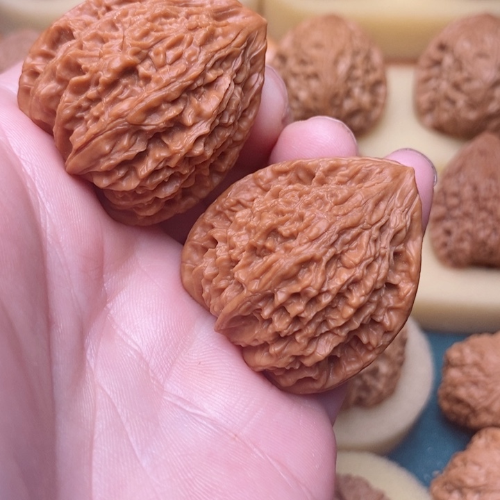 宁***远把件文玩核桃37高端佛塔骨疆