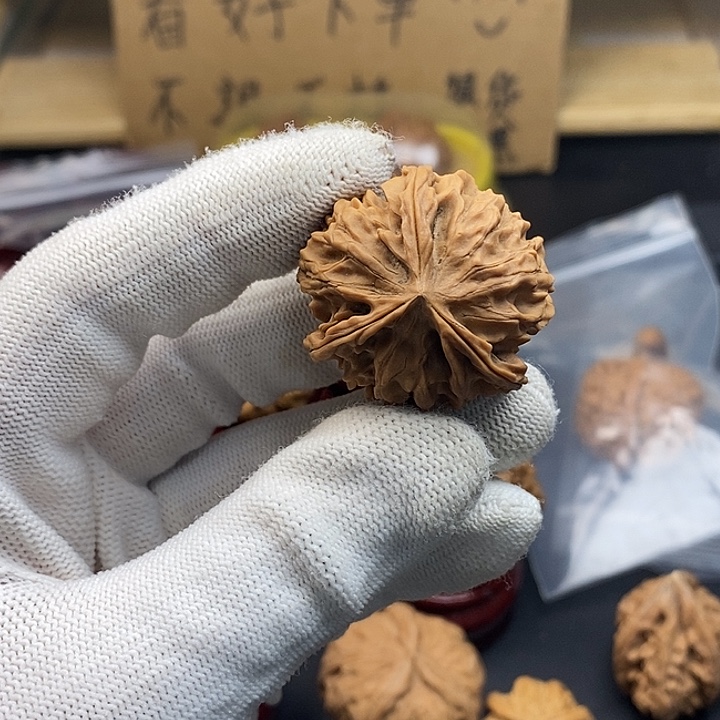 魔***爽文玩核桃吊坠瑕疵不退不换