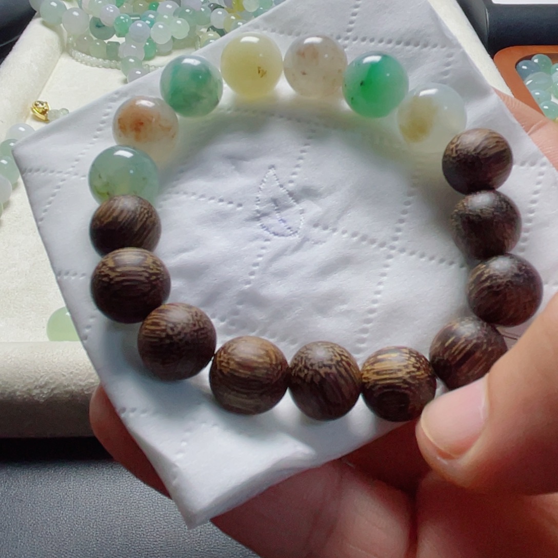 翡翠未镶嵌颈饰天然缅甸翡翠A货