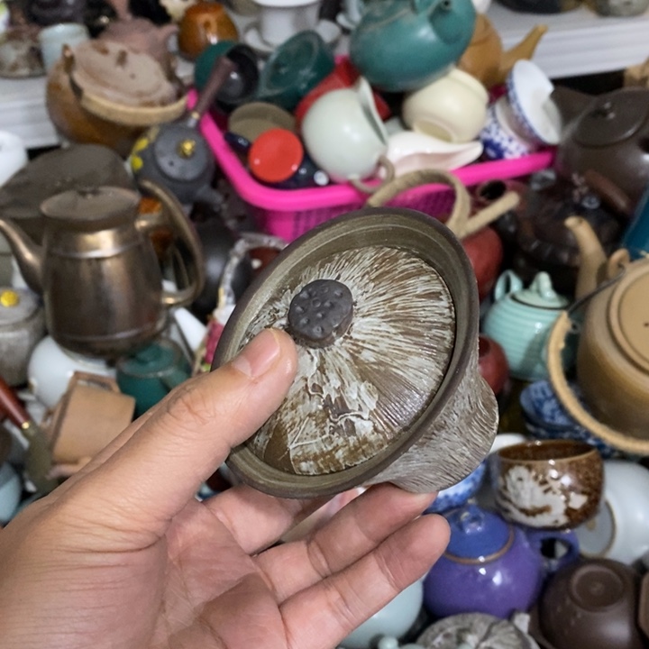 陶瓷艺术品及陶瓷壶