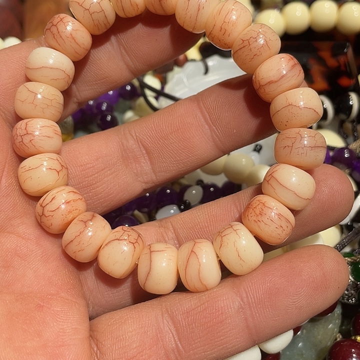 木质类冰牛桶珠手串1.2cm-0.9cm