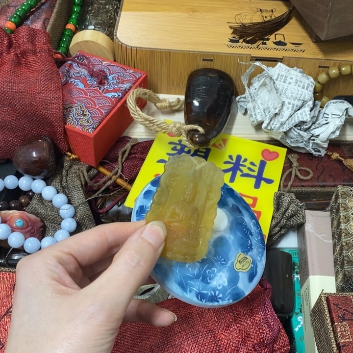 摆件中古工艺品一件