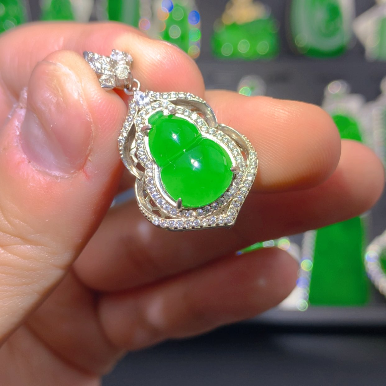 【闪购商品】翡翠吊坠(不含链)银S925镶嵌