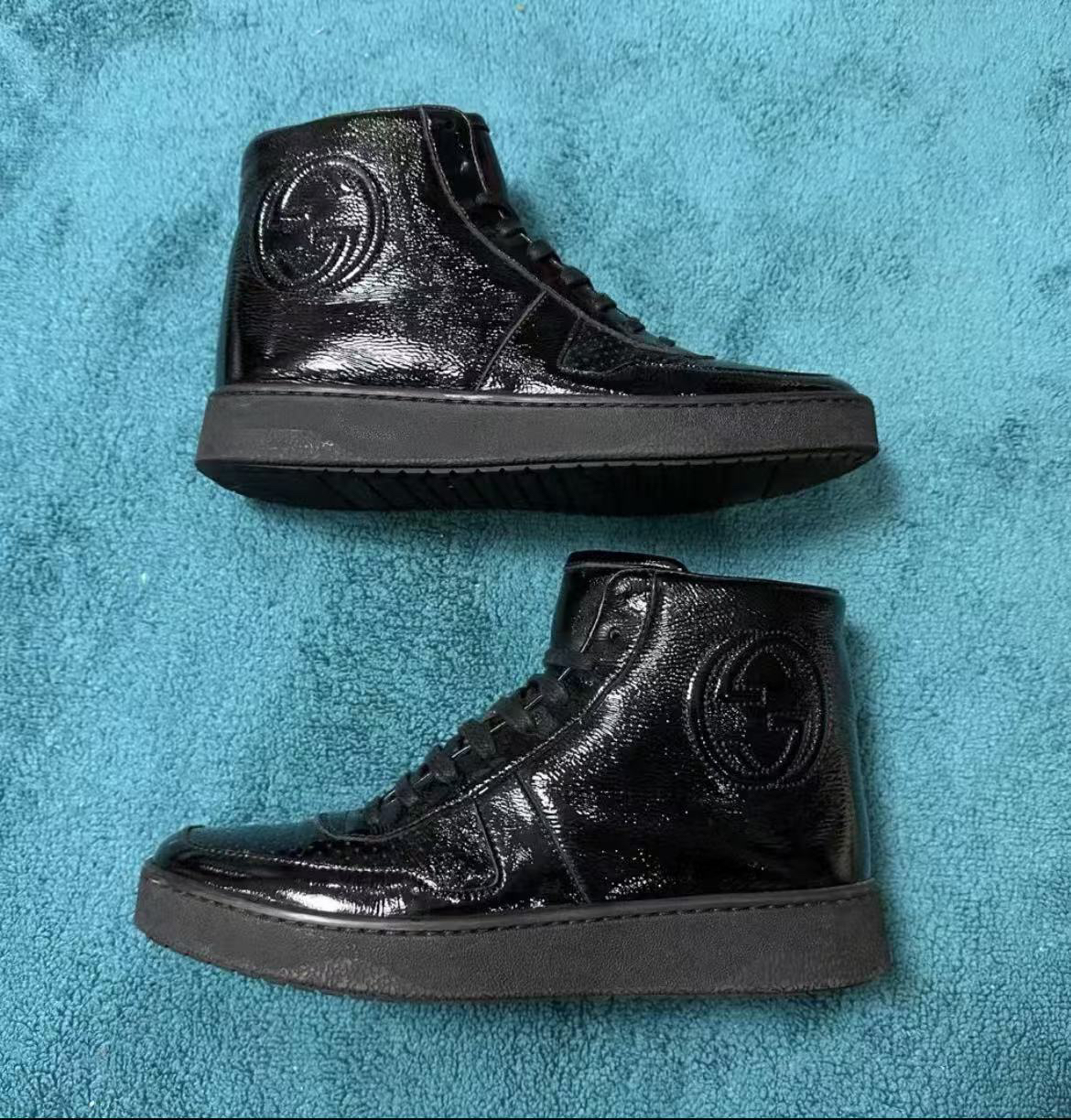 95新 GUCCI/古驰 古驰黑色绒内里油蜡高帮鞋35码