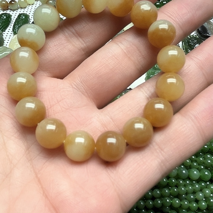 和田玉（糖玉）手链未镶嵌战**鱼