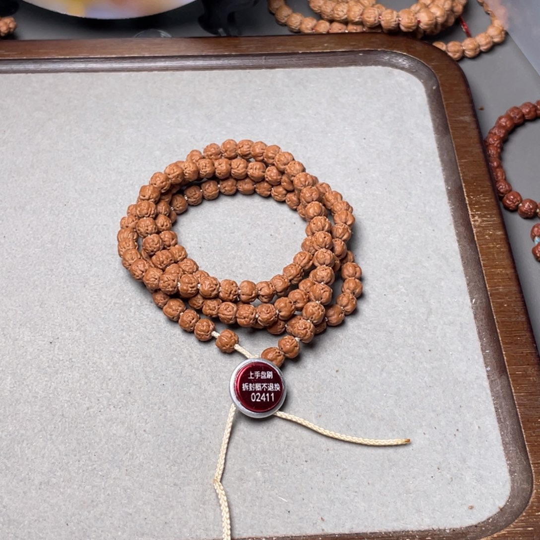 帅***头金刚菩提吊坠梅朵