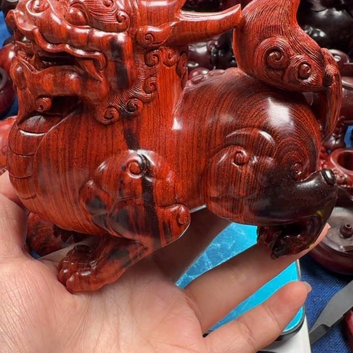 旭***隆紫檀木类成套家具