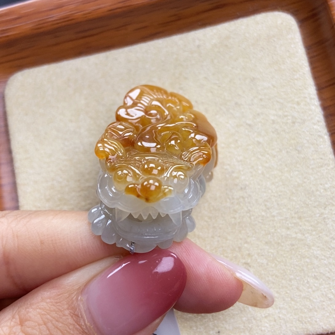 颈饰未镶嵌翡翠黄金甲阴阳眼 含珠如意金钱貔貅