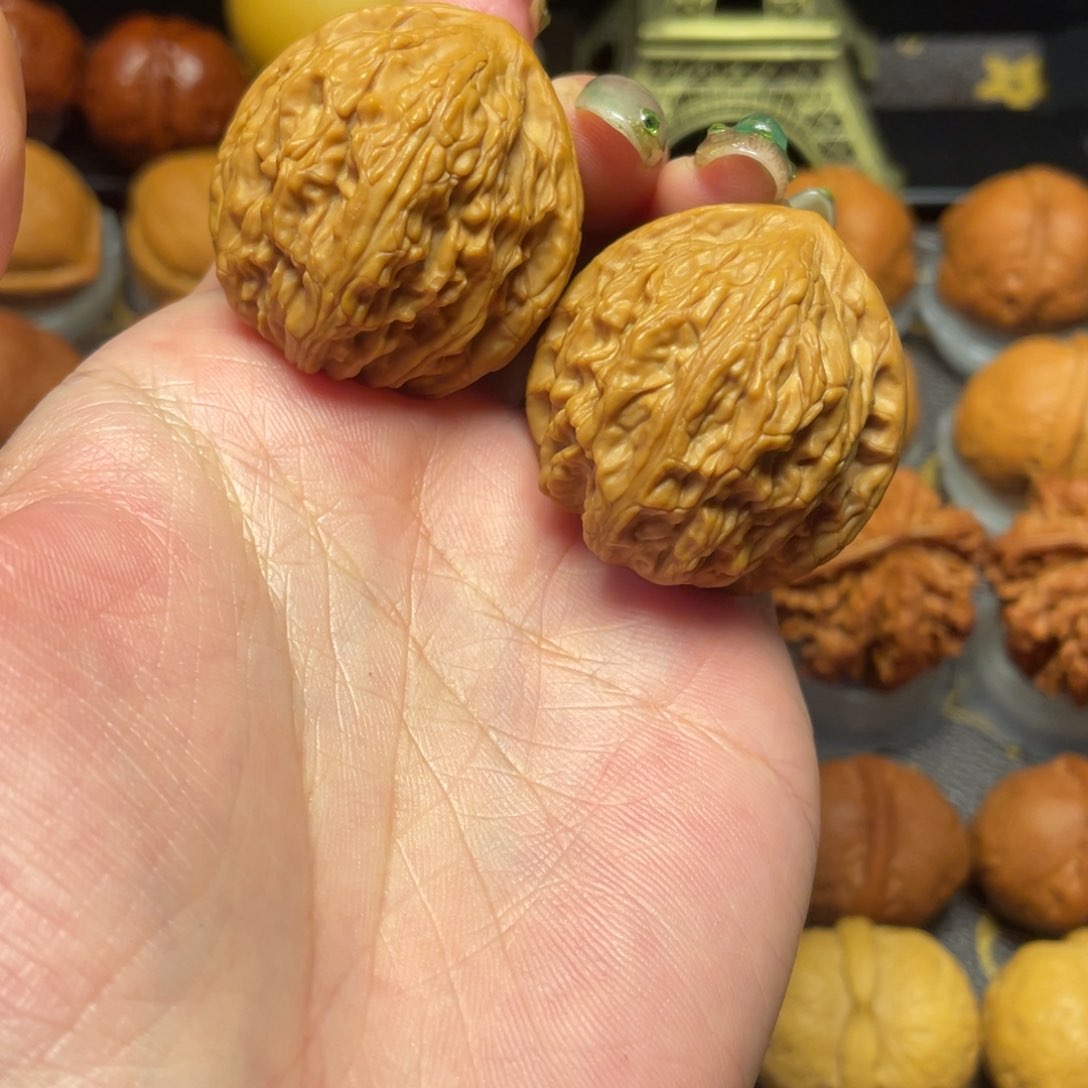 文玩核桃吊坠野生麻核