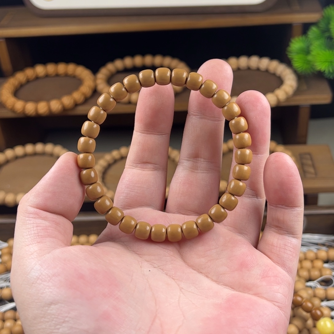 欣***宾猴头核桃吊坠全品7+老型