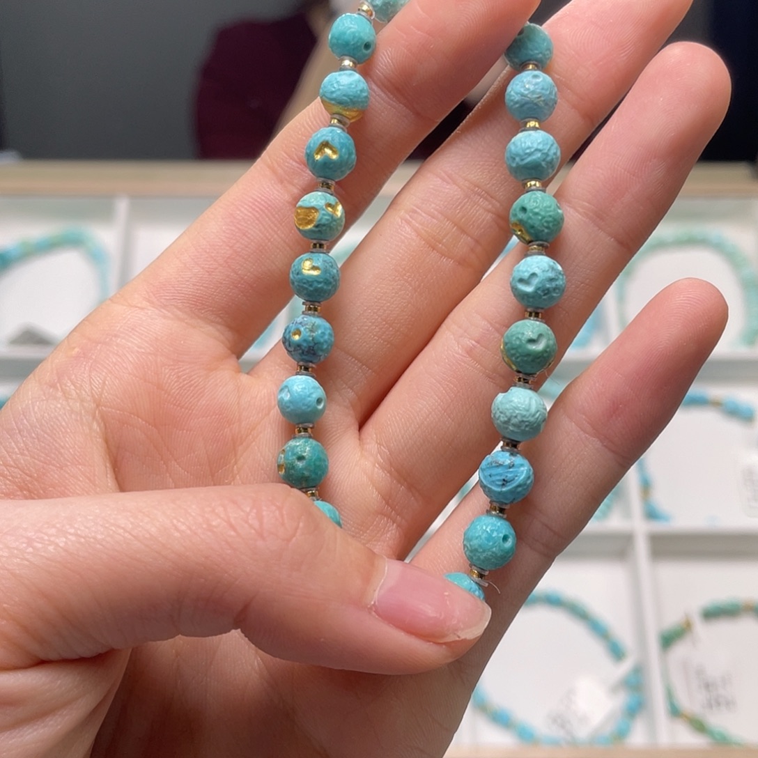 绿松石未镶嵌珠宝奇石