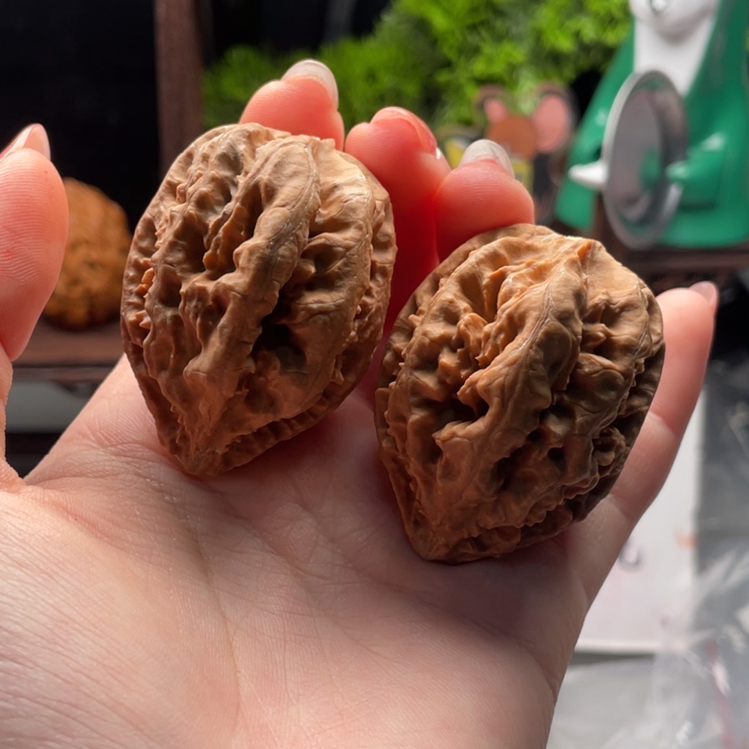 文玩核桃把件小楸千花皮58