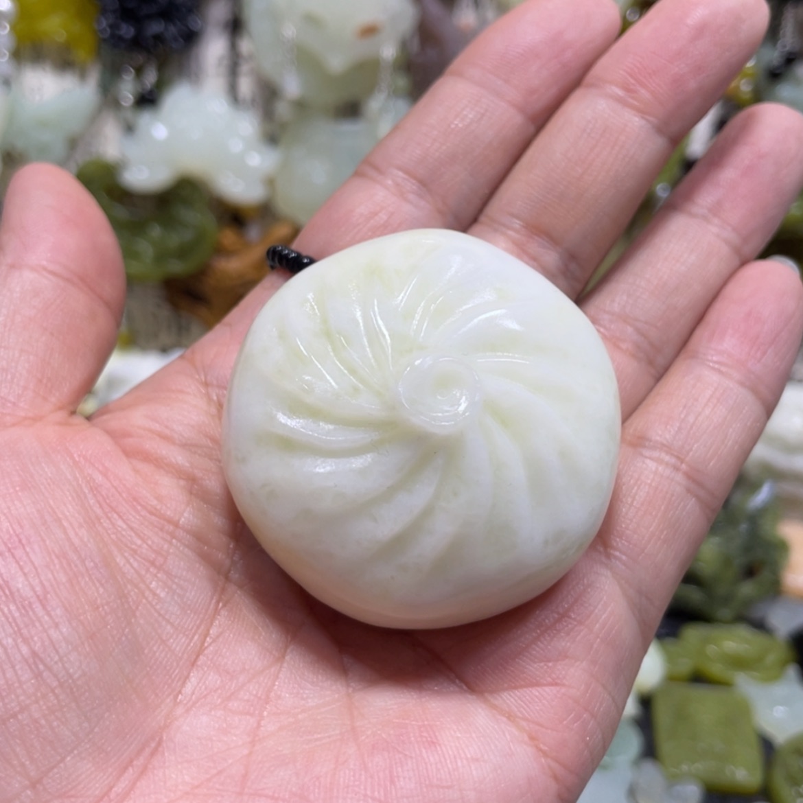 【闪购商品】岫玉颈饰未镶嵌84手把