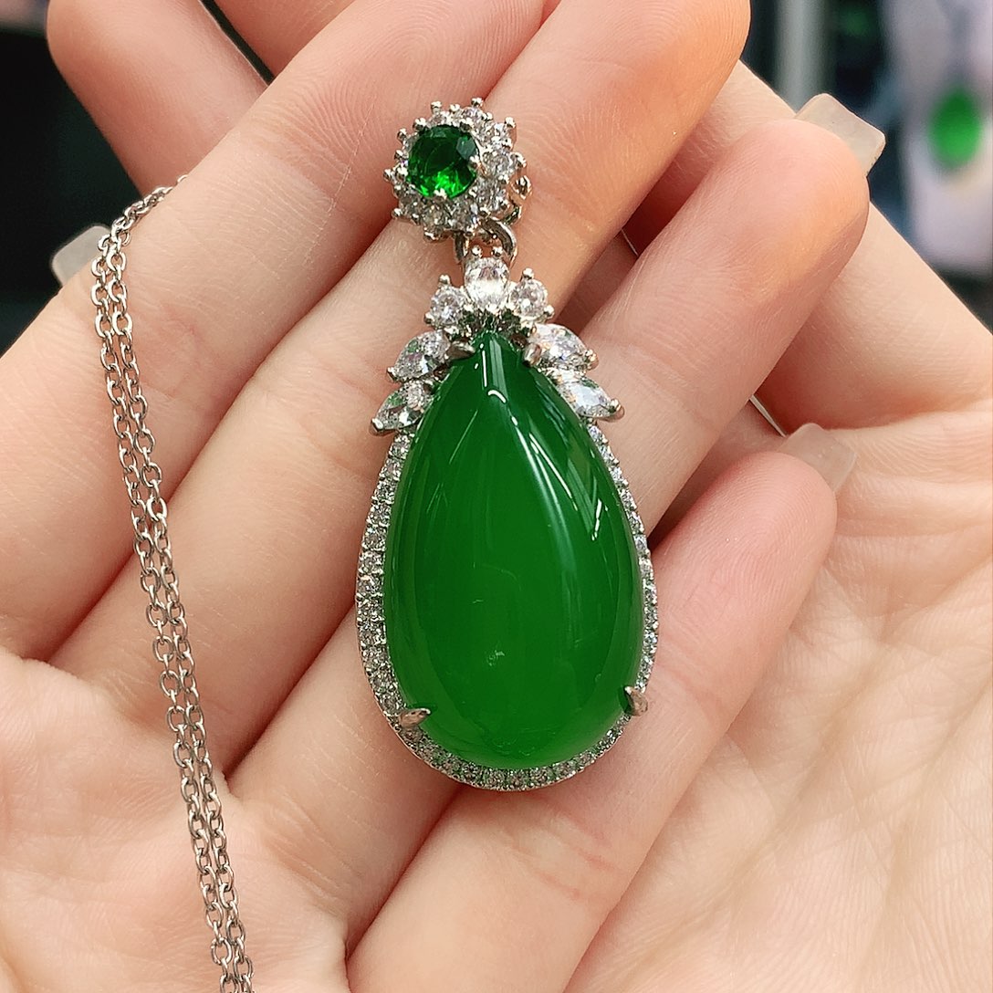 合金吊坠玛瑙/玉髓