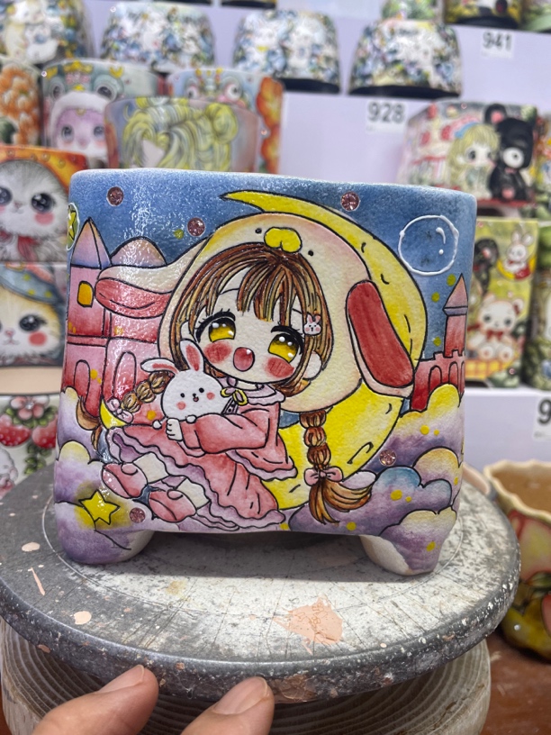 月夜星空女孩花盆