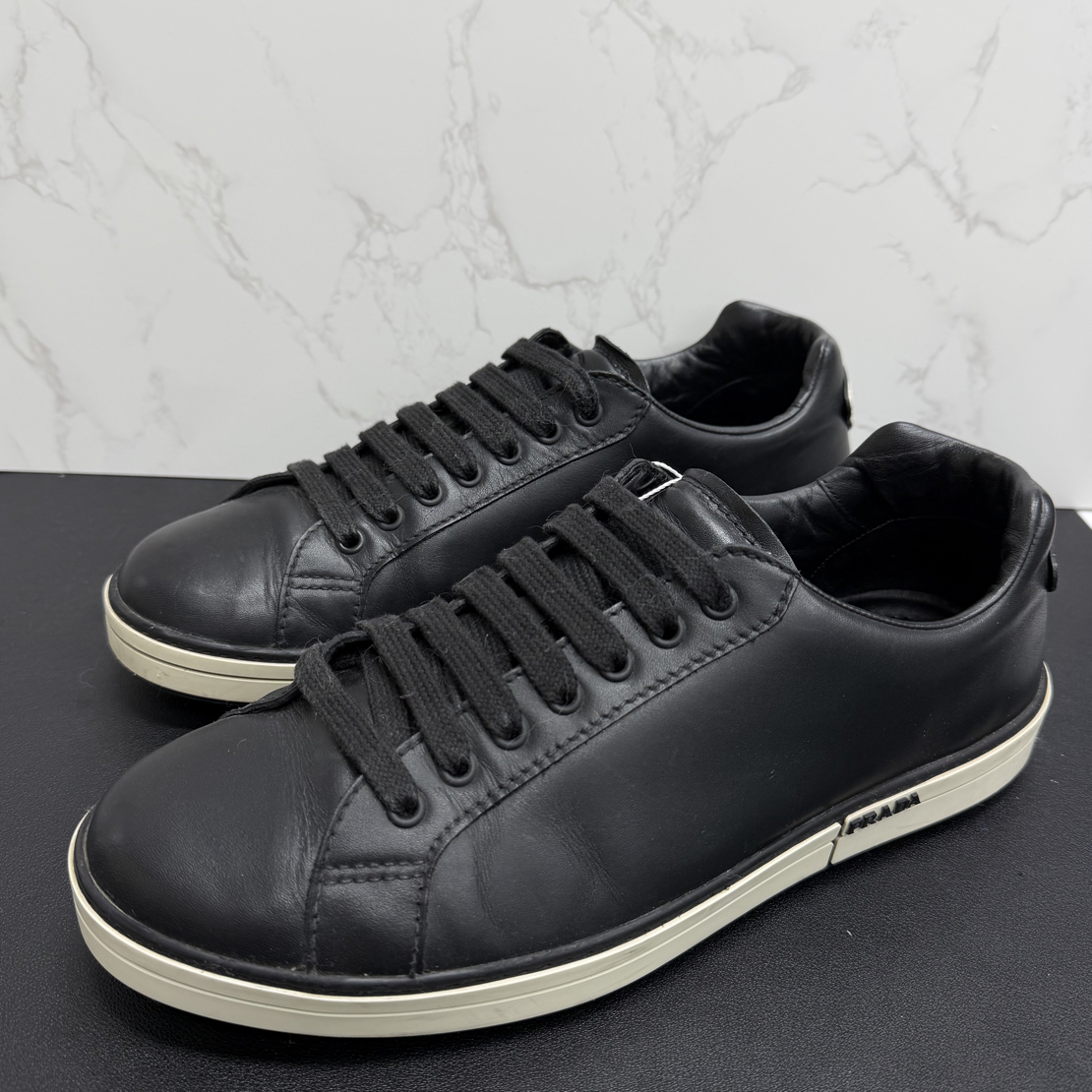 95新 Prada/普拉达 42欧 三角标黑色板鞋二手奢侈品