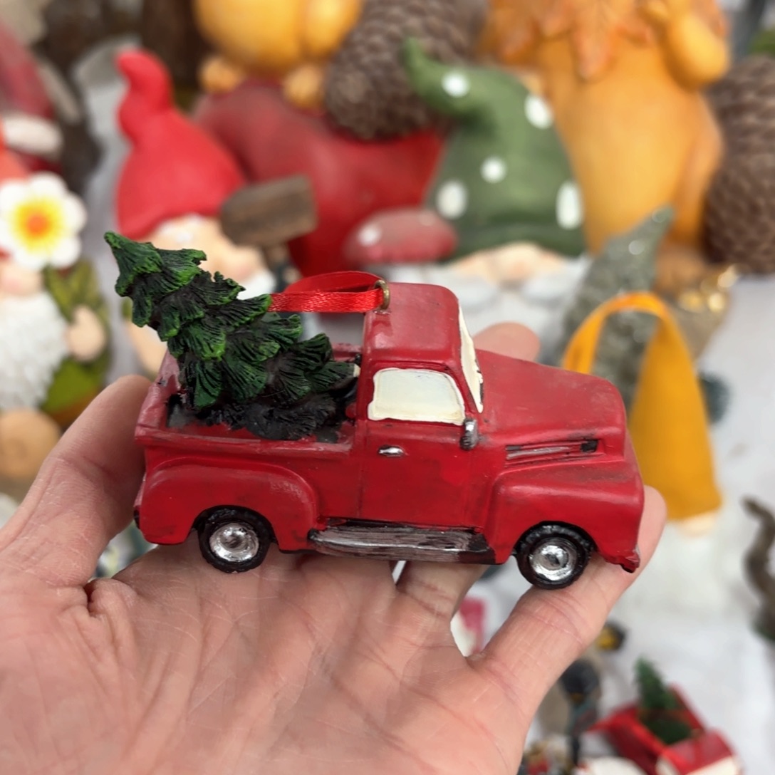 瓷片祝大家新年快乐越来越好