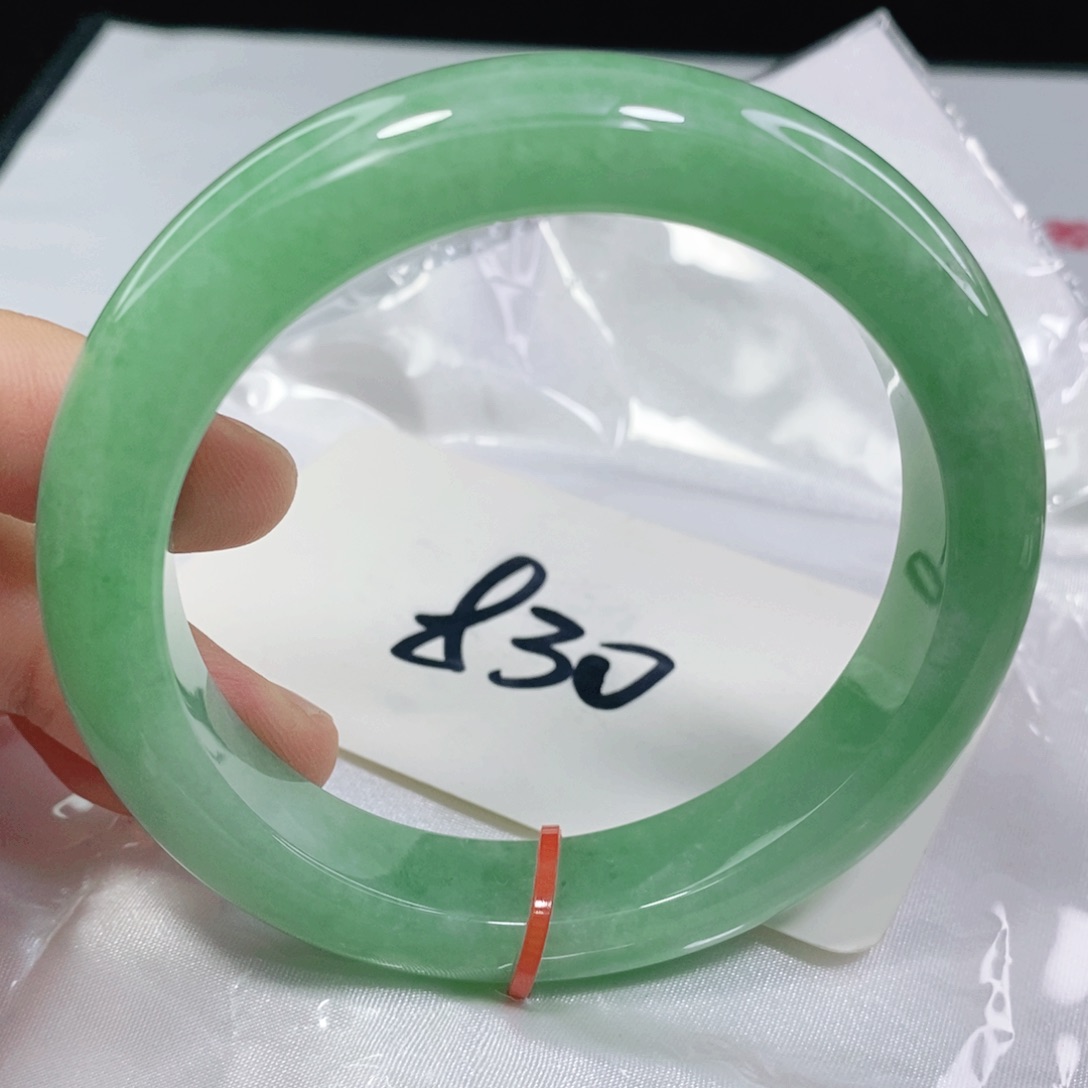 翡翠手镯未镶嵌60.5圈口