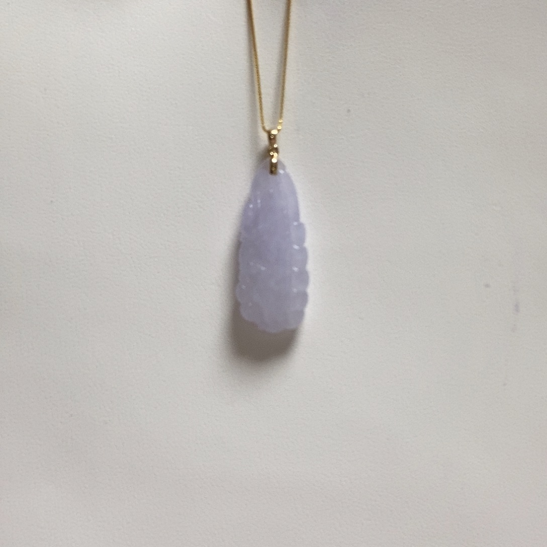 翡翠18K金镶嵌颈饰简单