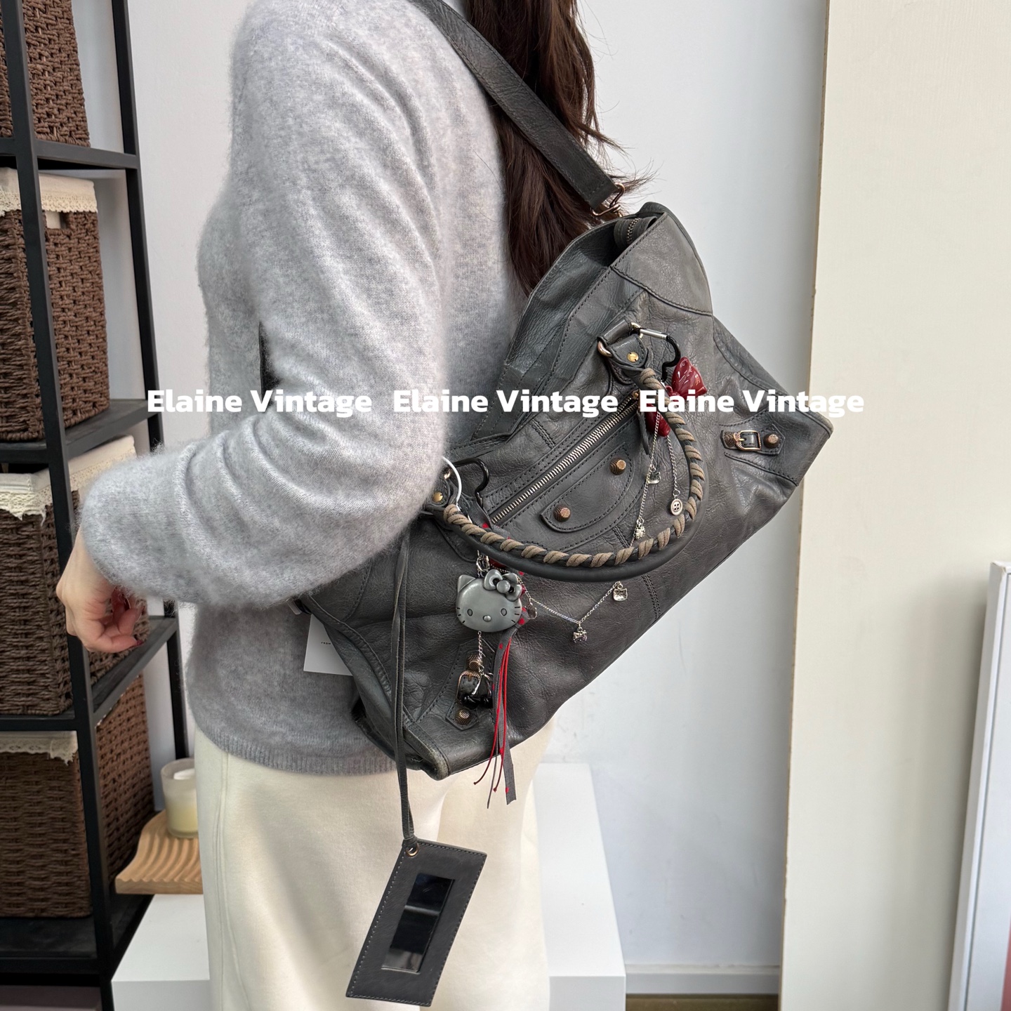 95新 Balenciaga/巴黎世家 灰色玫瑰金钉city机车包（42cm）/Y1113