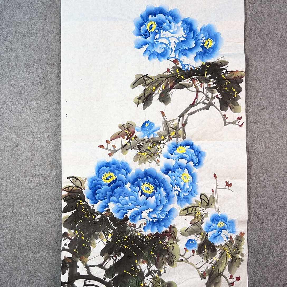 国画395 山水黔城市中心的一栋