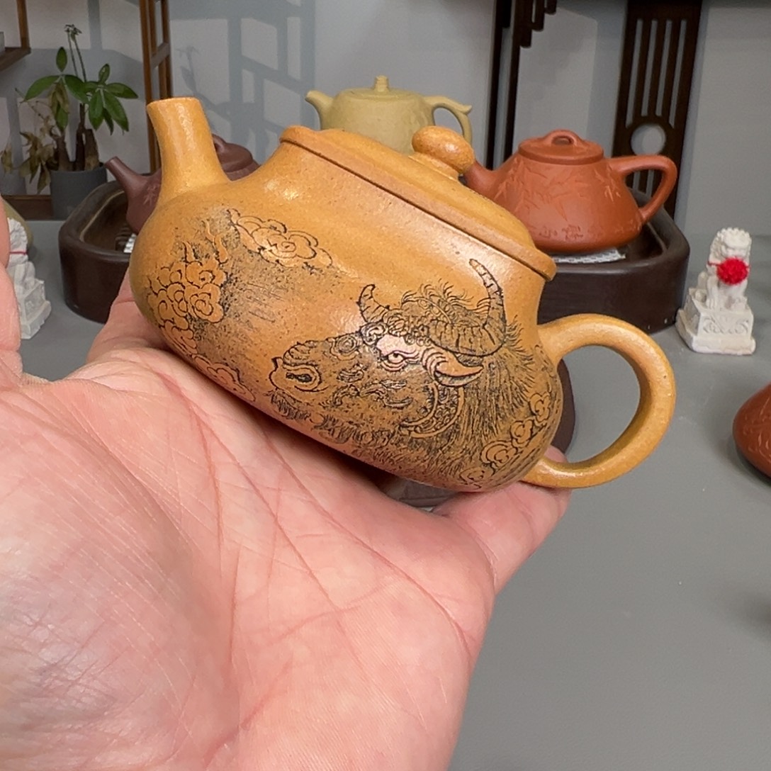 紫砂茶壶黄金段乾坤微微瑕