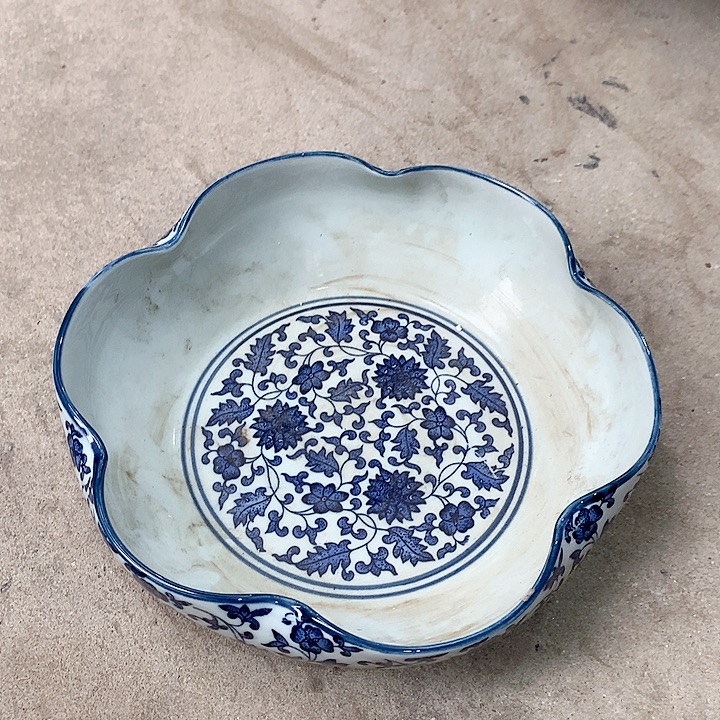 瓷片我也好可爱的啊哈啊哈哈