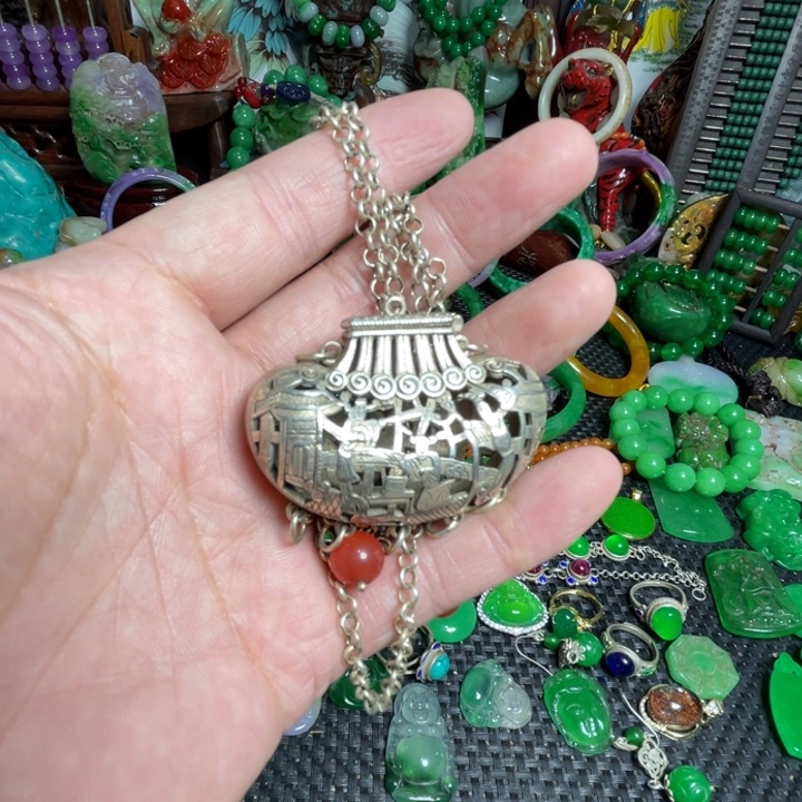 把件滴血莲花菩提