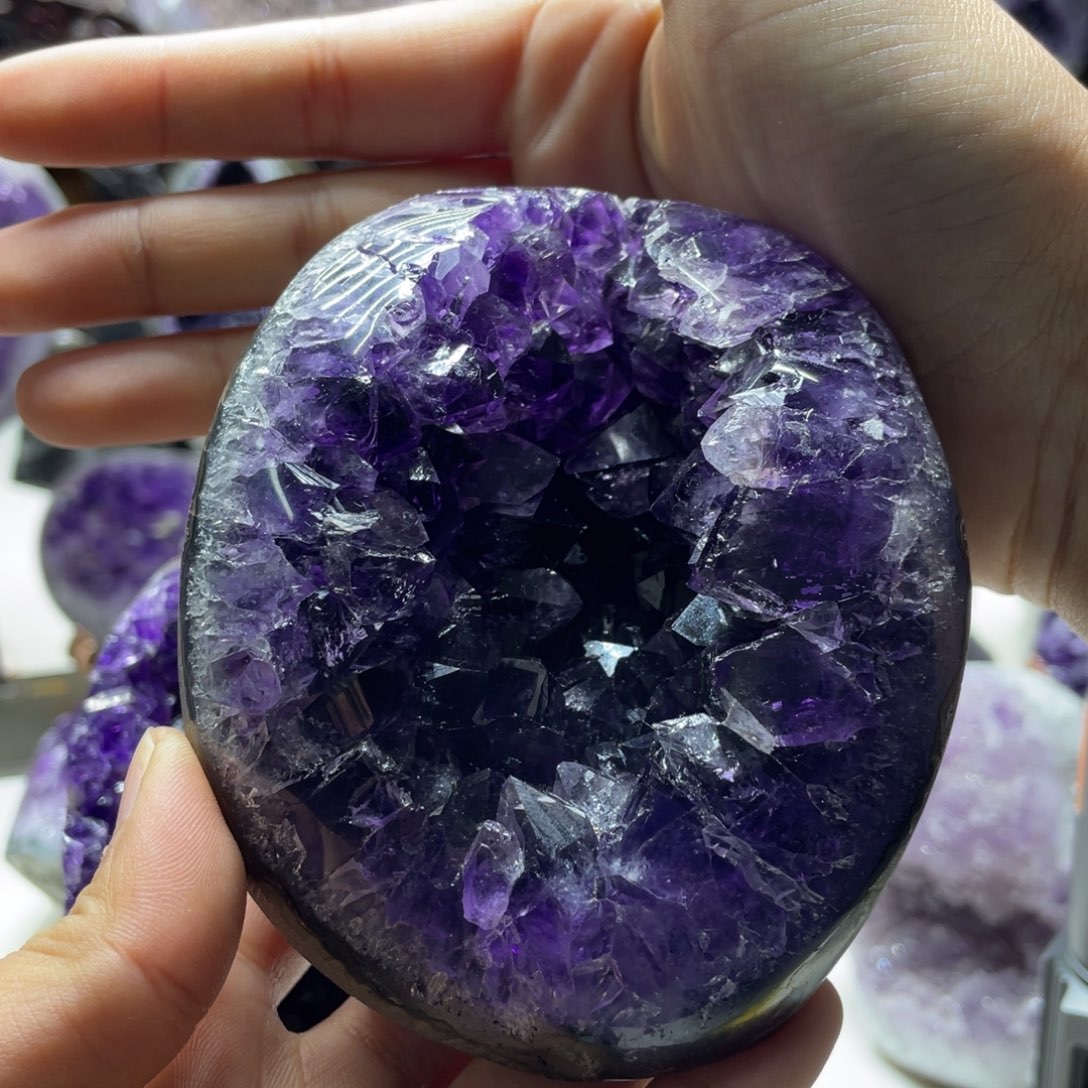 紫晶大型摆件（非配饰）未镶嵌