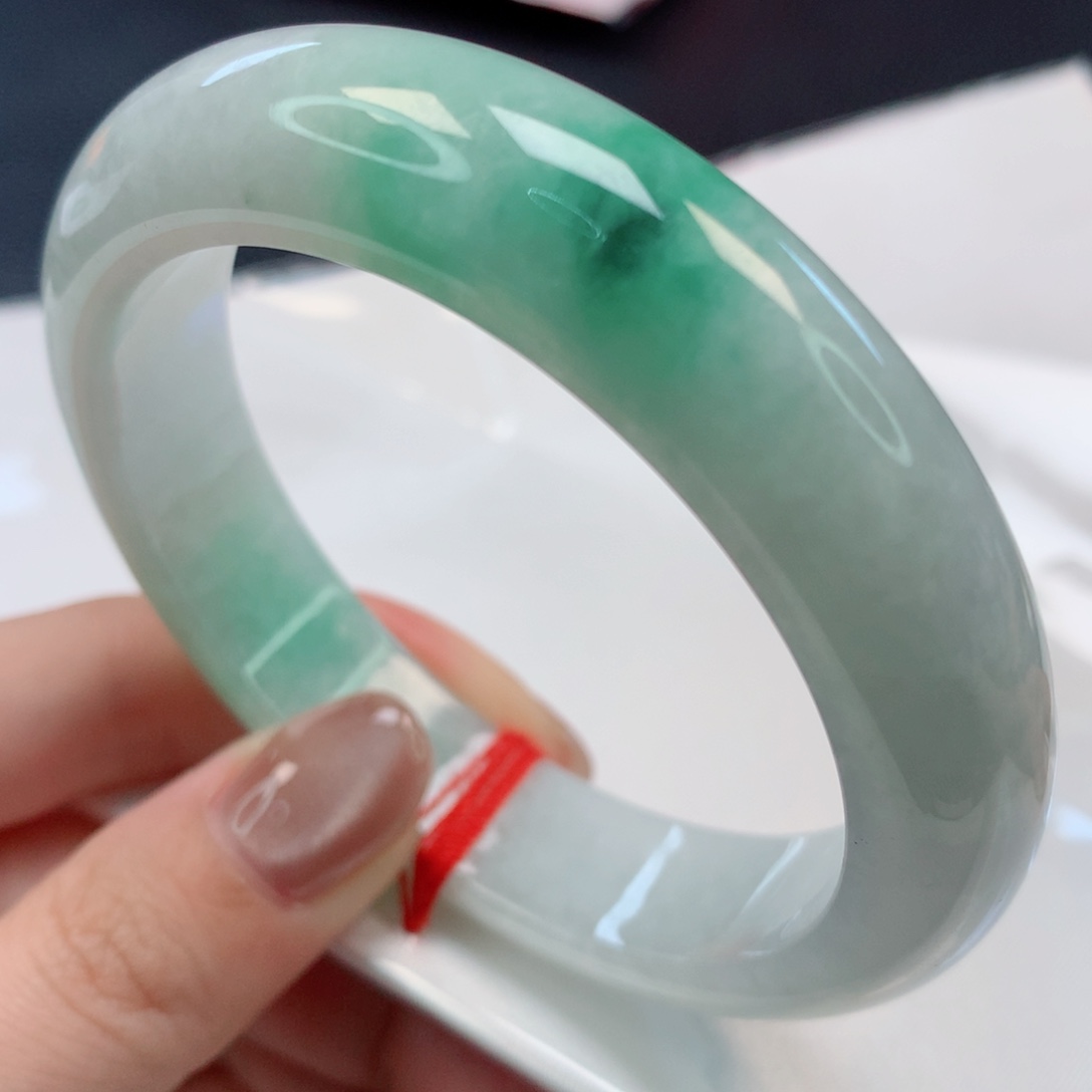 【闪购商品】翡翠手镯未镶嵌58圈