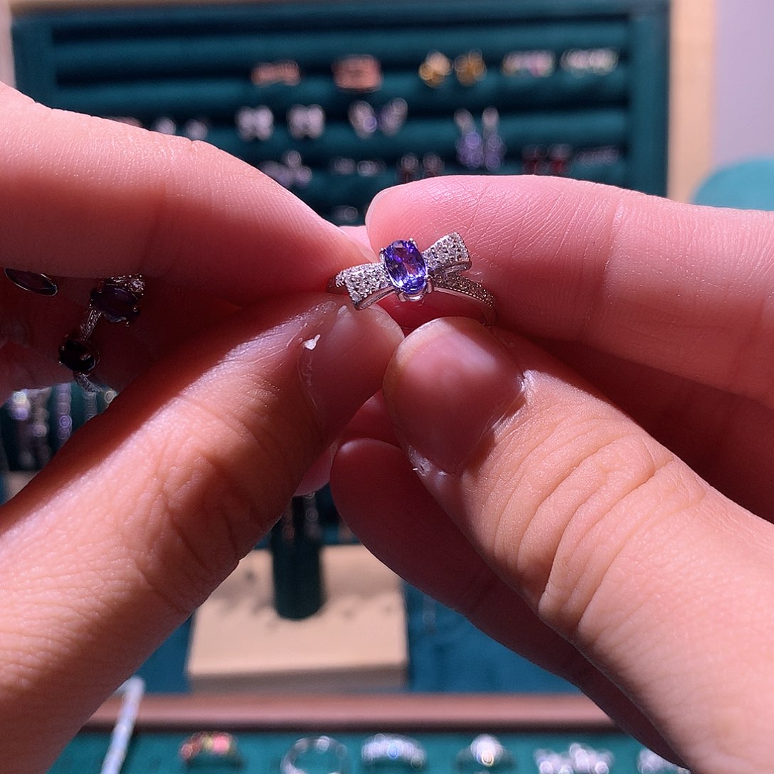 海蓝宝石颈饰银S925镶嵌