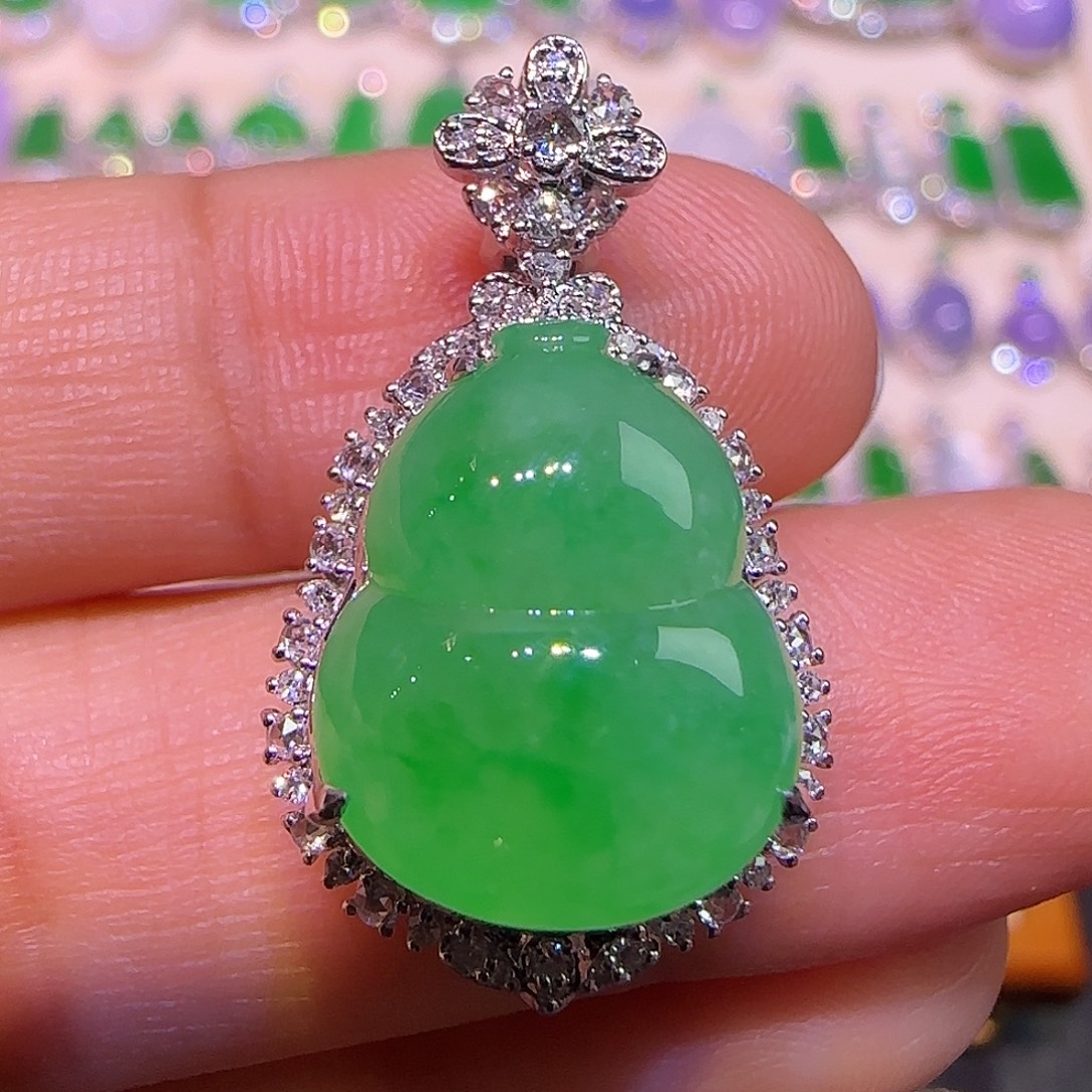 翡翠18K金镶嵌吊坠(不含链)