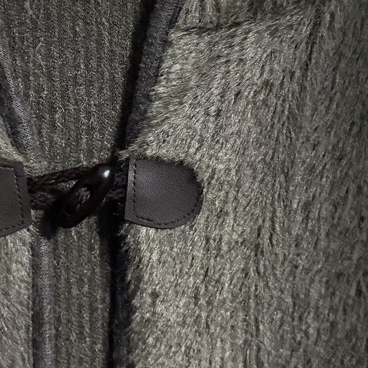 ｛귤 언니｝ce不一般的造型绒嘟嘟连帽马甲