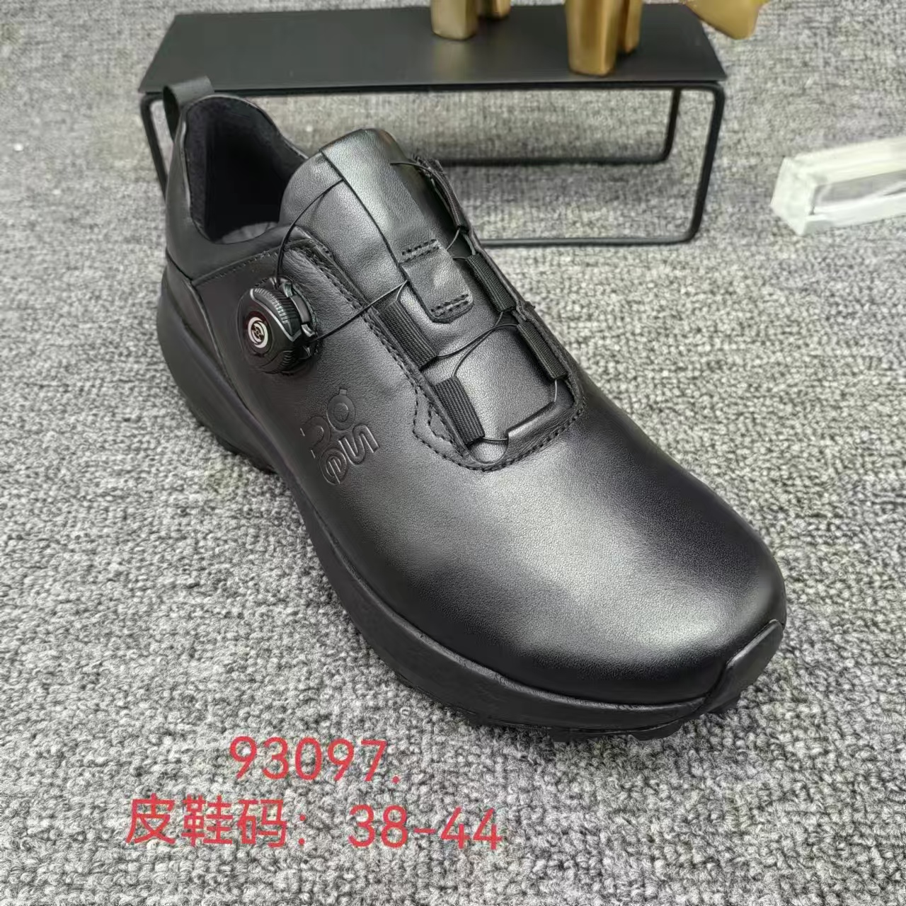 ONSEC36户外纯色男士秋季防滑休闲皮鞋