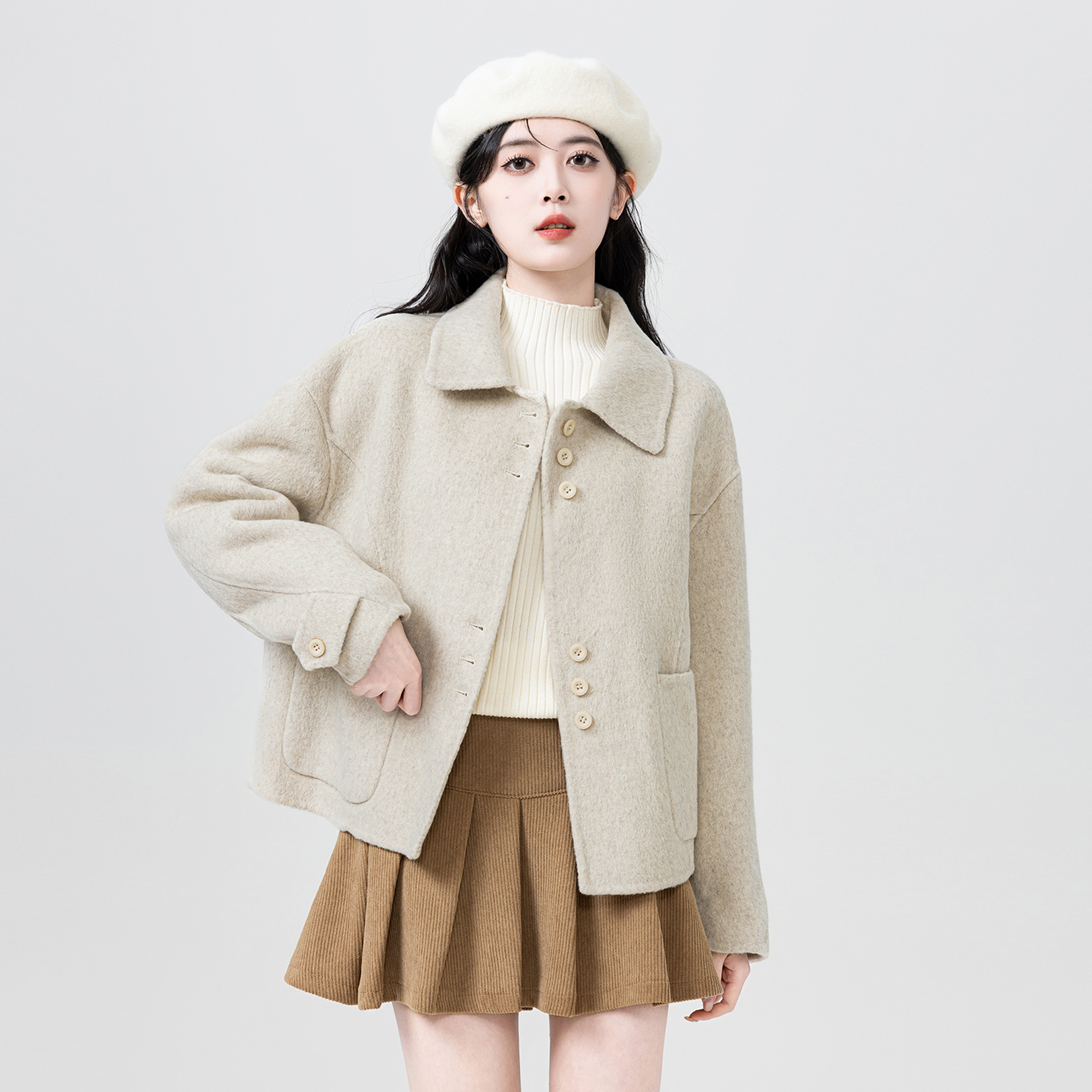 燕麦色翻领毛呢外套女秋冬2025新款复古小香风加厚呢子大衣短上衣