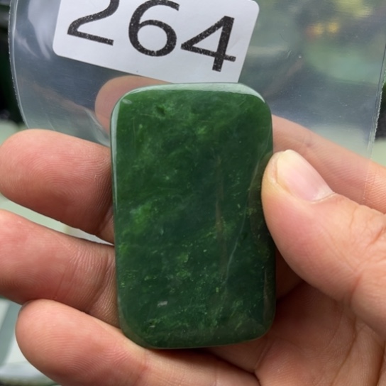 和田玉未镶嵌珠宝半成品