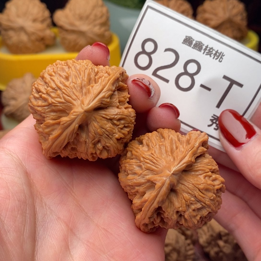 文玩核桃把件南疆42