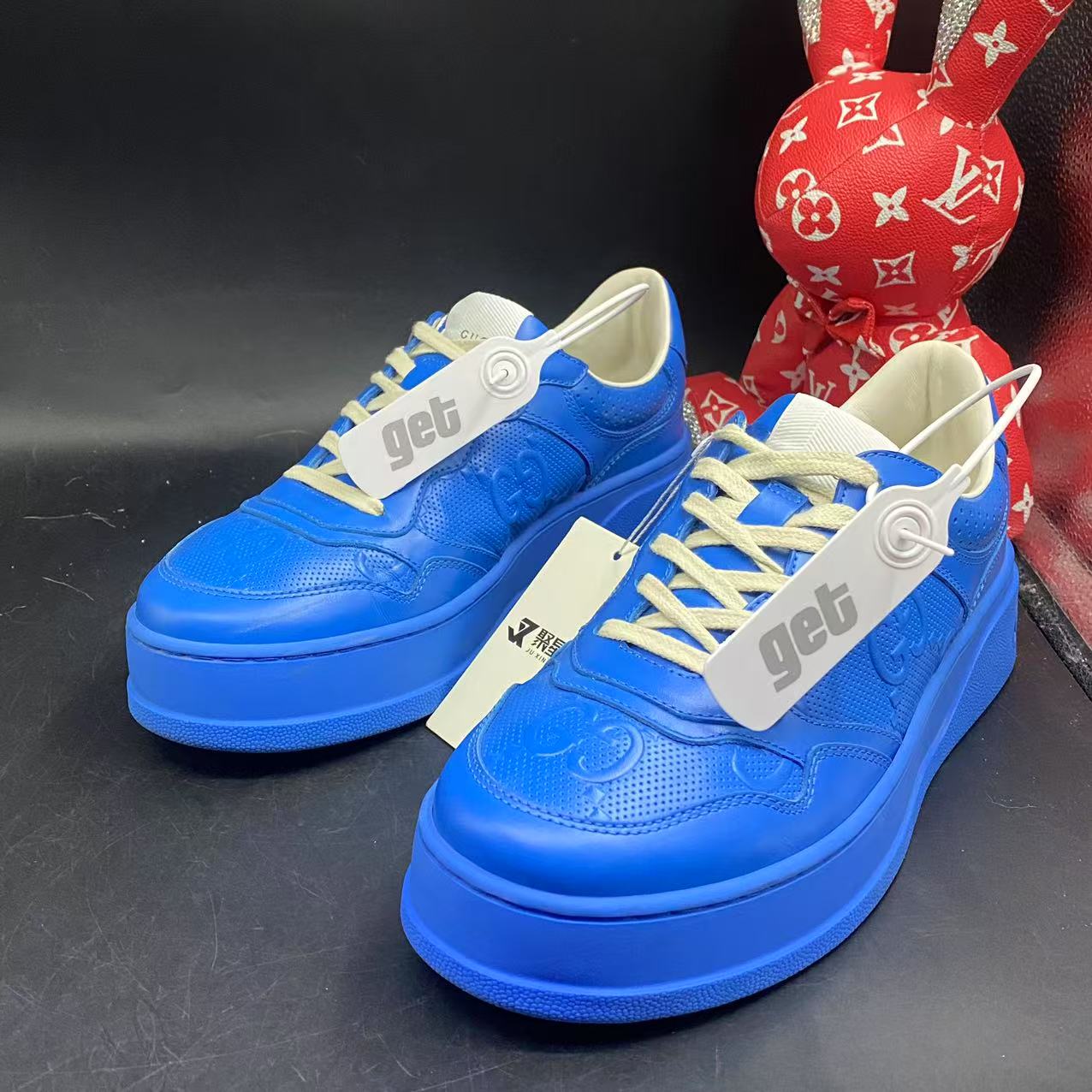 95新 GUCCI/古驰 【聚星优选】海军蓝压纹饼干鞋38.5欧码kke142