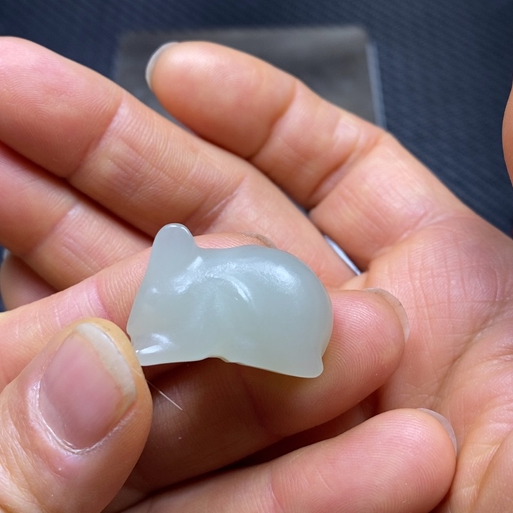 和田玉挂件未镶嵌健****圣