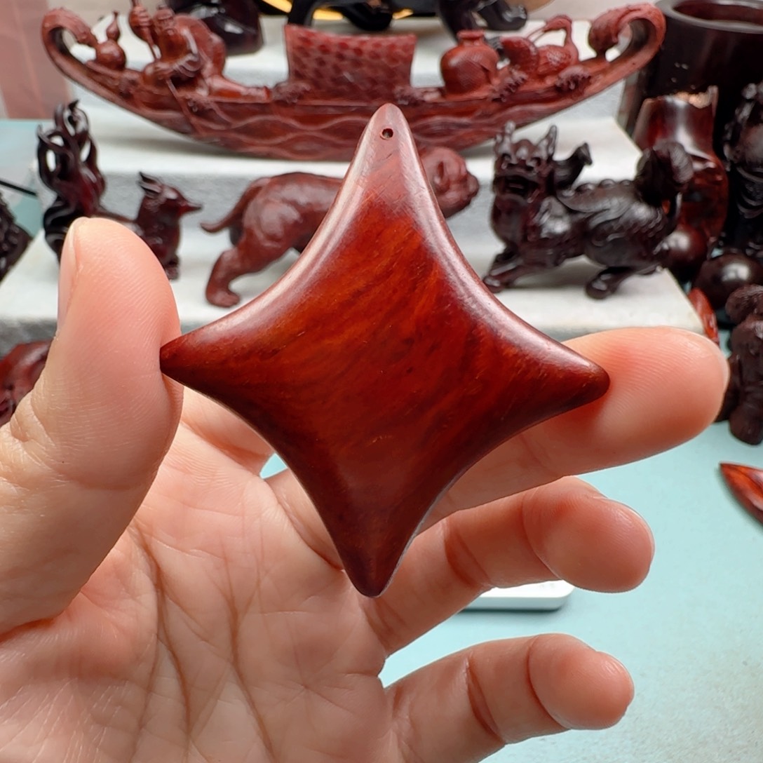 小叶紫檀把件星星