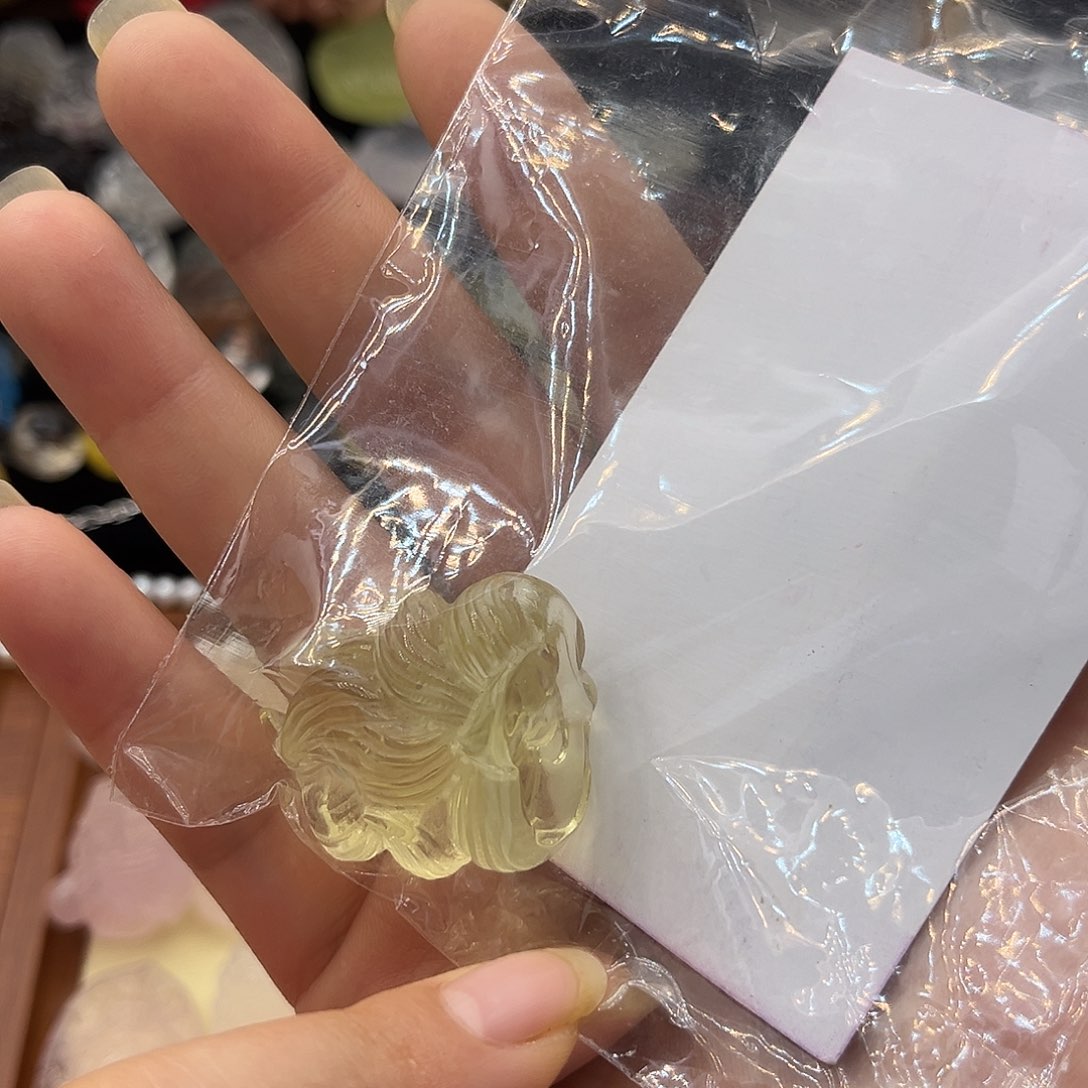 未镶嵌颈饰水晶给***掌黄水立体8