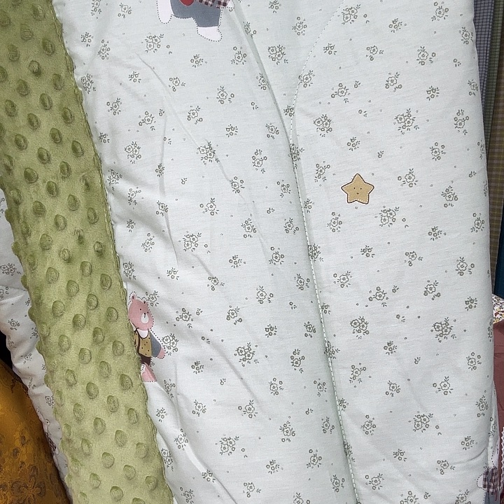 棉1.5米×2米豆豆被