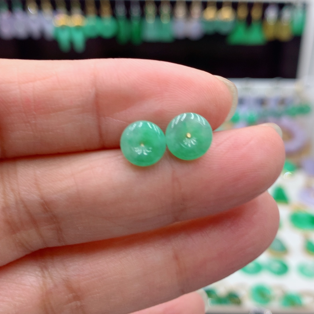 翡翠18K金镶嵌耳饰