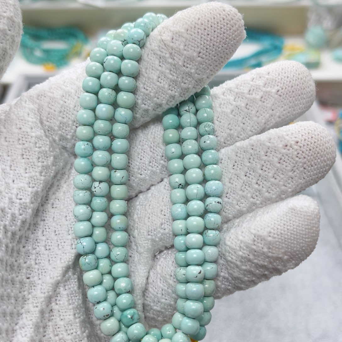 绿松石绿松石未镶嵌