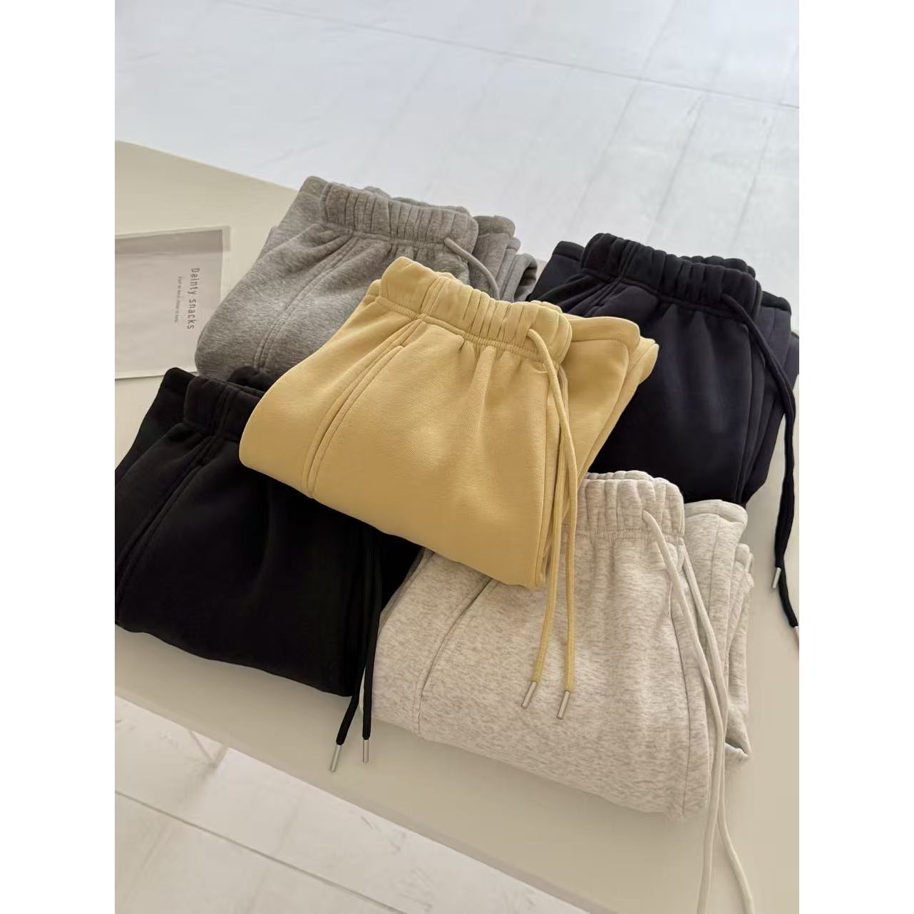 新款时尚百搭简约气质休闲纯色卫裤WK2571