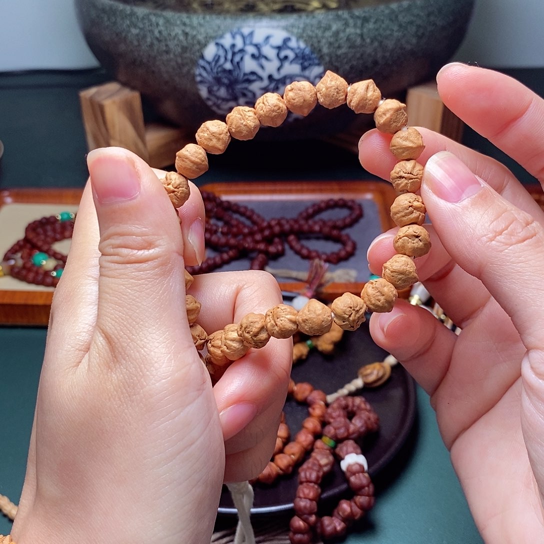 柏香籽/百香籽吊坠甜****）215.5蟠桃