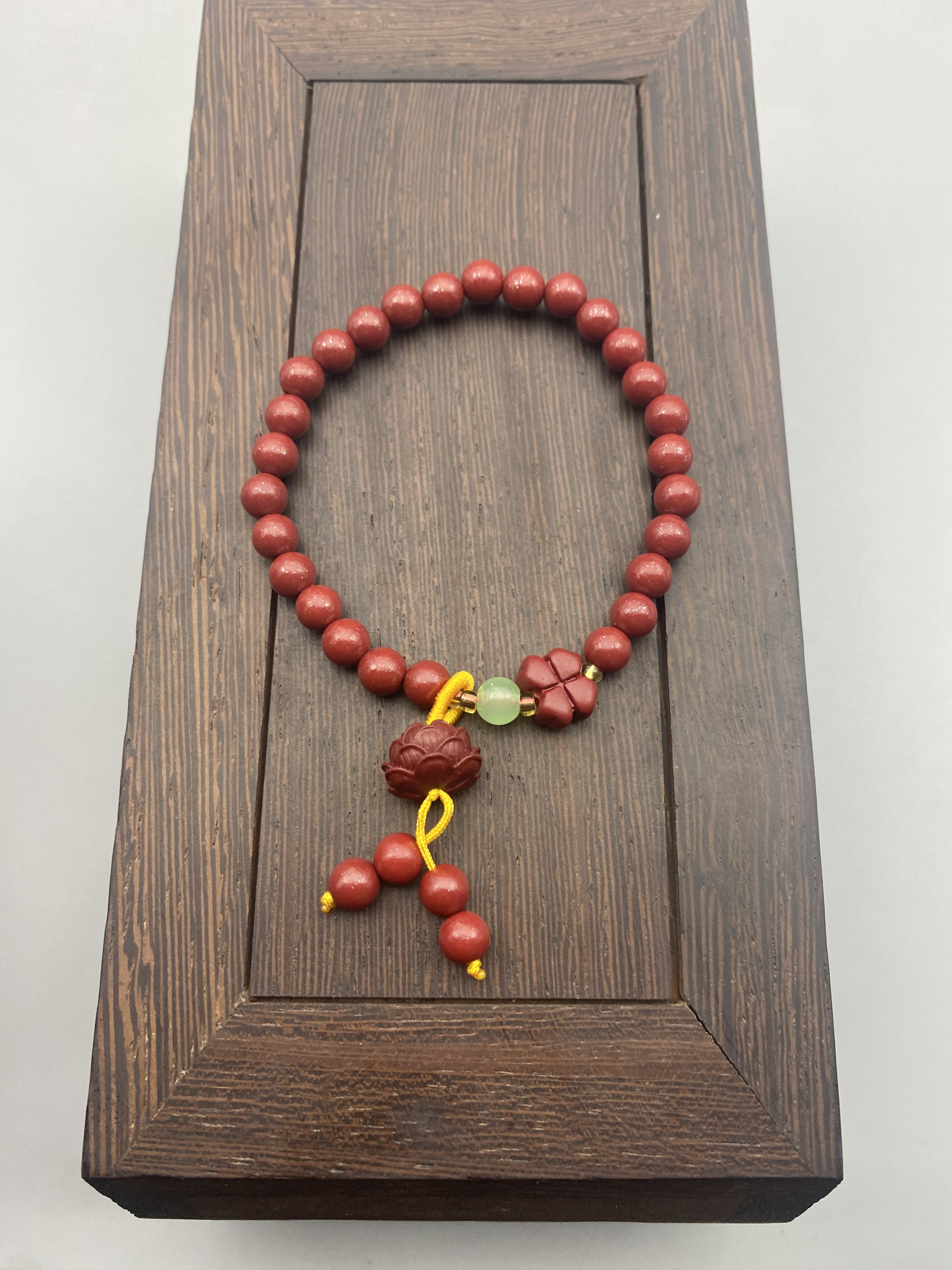 含辰砂工艺品ZA992-经典6mm带莲花滴流手串