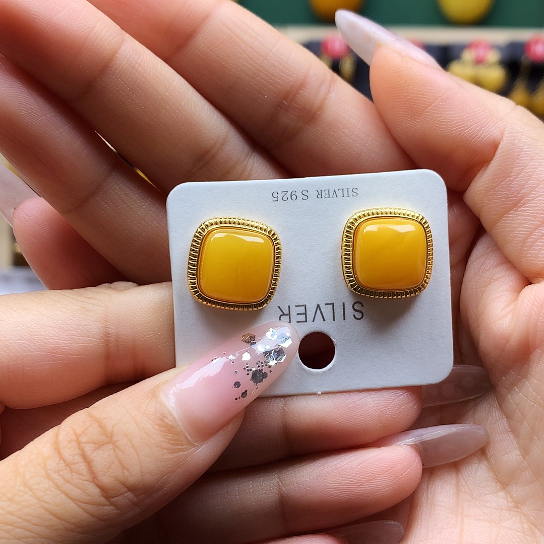 蜜蜡银S925镶嵌耳饰耳钉